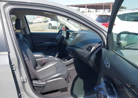 2019 Dodge Journey Crossroad из США, поврежденный, VIN 3C4PDCGG2KT717755